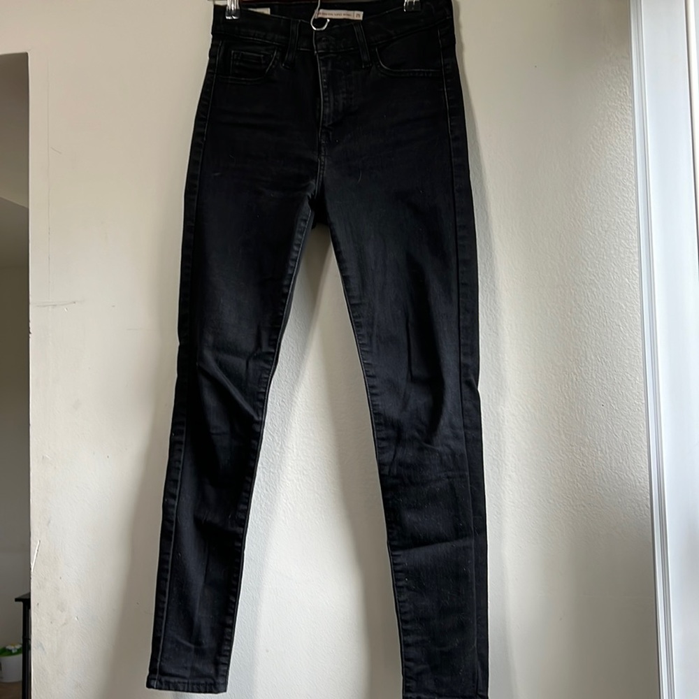 Levi’s 720 high rise super skinny size 25 regular